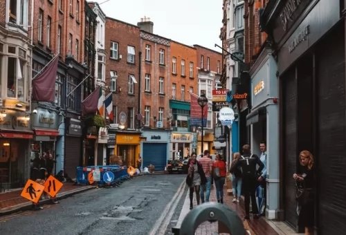 İrlanda’da öğrenciler için konaklama sorunu devam ediyor